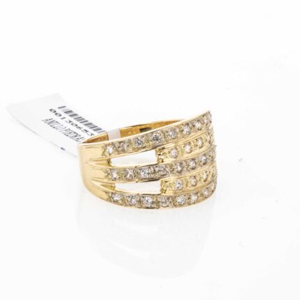 Anillo con zircones